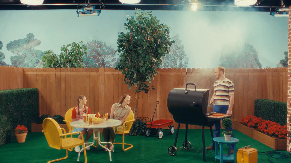 Creative Energy - Pals Shoot grill scene
