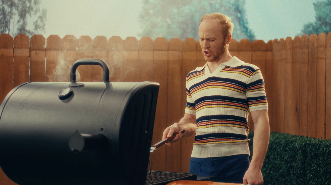 Creative Energy - Pals Shoot man grilling burger